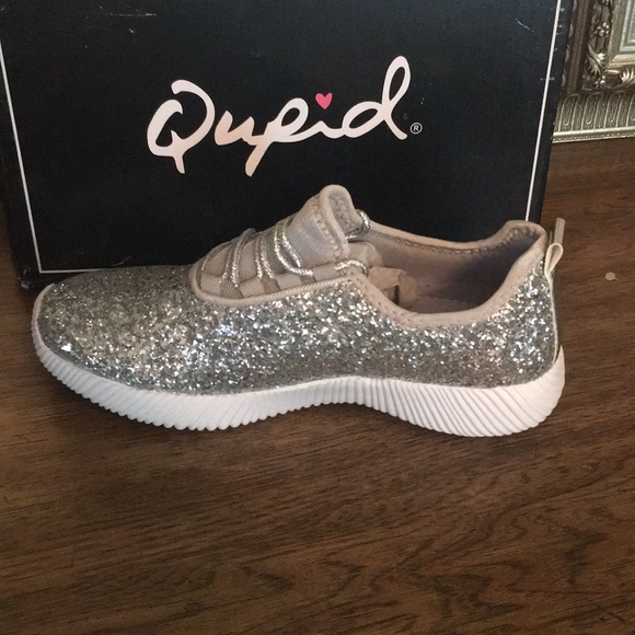 Silver Glitter Low Top Sneakers for Ladies - Picture 5 of 6